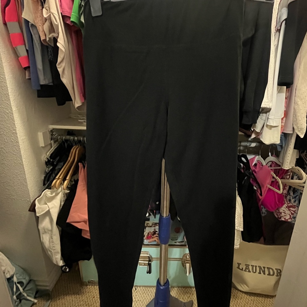 NWT NEW YORK & COMPANY SMALL BLACK LOUNGE LEGGINGS PERFECT CONDITION